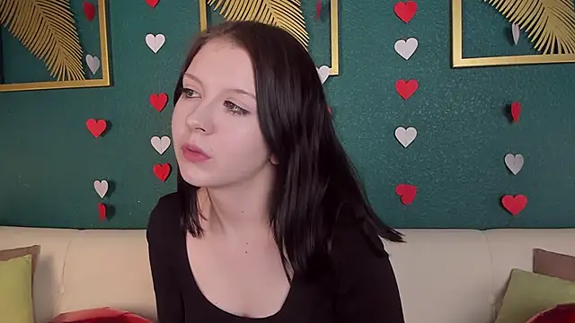 AmeliaVon online show from 02.13.25