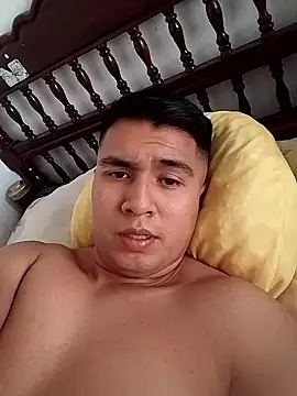 Snapshot of RODRI_POLLADURA chatting on 11.09.25 RODRI POLLADURA online show from 11.09.25