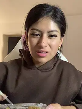 QueenFernanda online show from 02.11.25