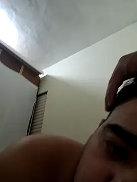 manterei2 online show from 03.21.25