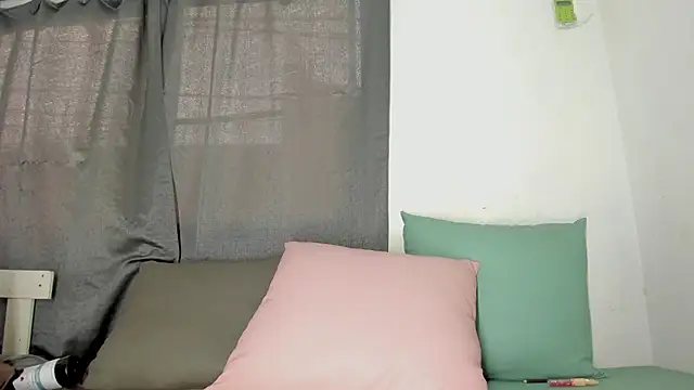 maison sofia1 online show from 01.17.25