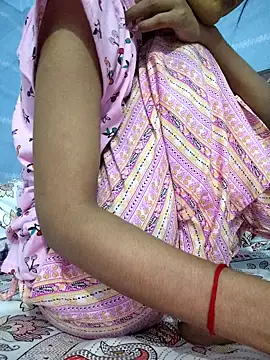 Snapshot of 124pakhi chatting on 10.09.25 124pakhi online show from 10.09.25