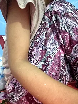 Snapshot of 124pakhi chatting on 10.25.25 124pakhi online show from 10.25.25