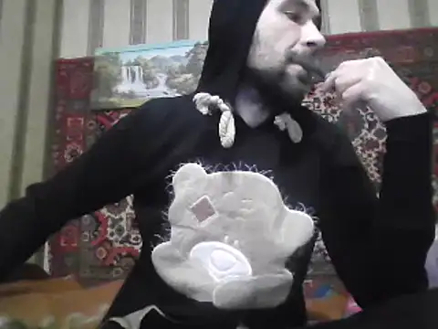 Snapshot of AlferezzSolvajo chatting on 03.16.25 AlferezzSolvajo online show from 03.16.25