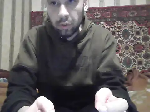 Snapshot of AlferezzSolvajo chatting on 10.21.25 AlferezzSolvajo online show from 10.21.25