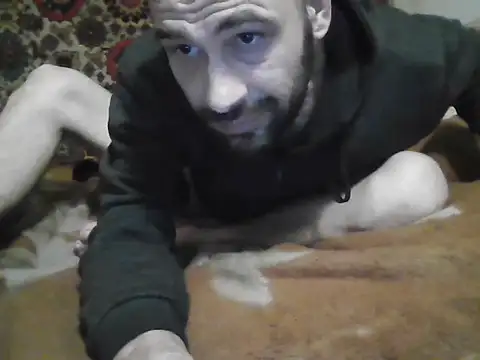 Snapshot of AlferezzSolvajo chatting on 11.01.25 AlferezzSolvajo online show from 11.01.25