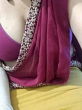 Snapshot of mallupriyapriya chatting on 05.12.26 mallupriyapriya online show from 05.12.26