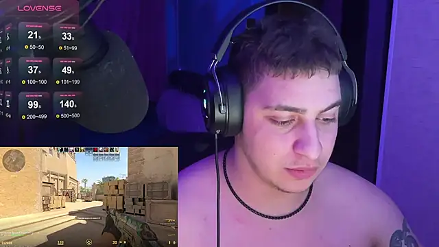 Snapshot of niklix1 chatting on 01.04.25 niklix1 online show from 01.04.25