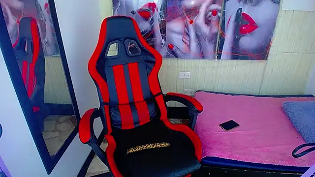 Anniee x online show from 10.28.25