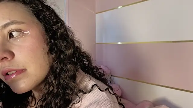 Charlotte  Miller online show from 11.08.25