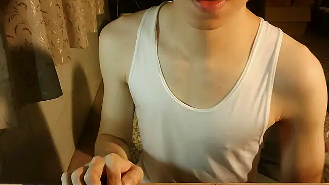 KYU890428 online show from 02.15.26