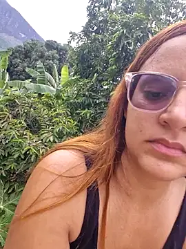 AliceRuivinha2 online show from 11.19.25