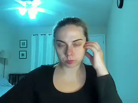 HappyIva online show from 09.26.25