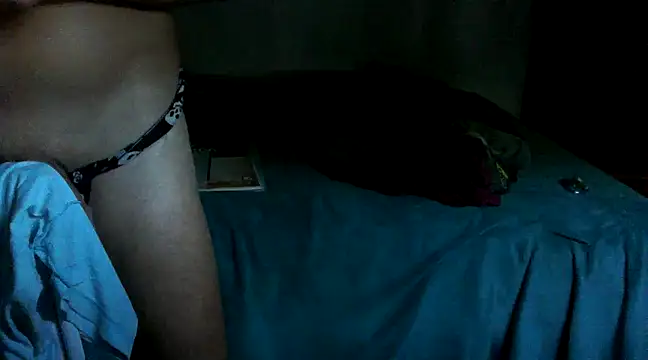 Snapshot of GoloZeusMax chatting on 02.15.25 GoloZeusMax online show from 02.15.25