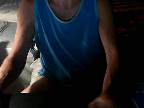 Snapshot of GoloZeusMax chatting on 10.06.25 GoloZeusMax online show from 10.06.25