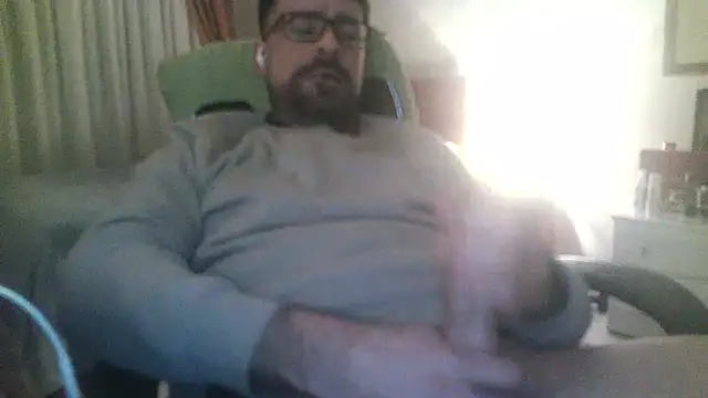 Snapshot of Patrickhound chatting on 01.03.25 Patrickhound online show from 01.03.25