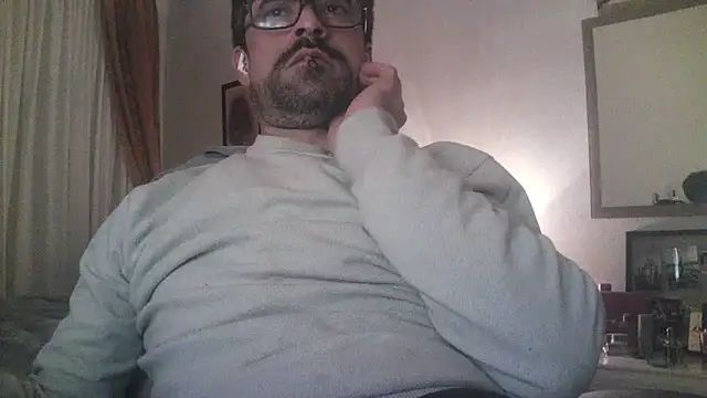 Snapshot of Patrickhound chatting on 02.14.25 Patrickhound online show from 02.14.25