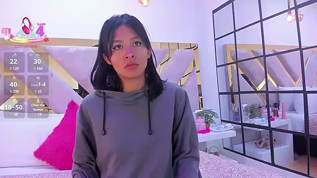 Snapshot of nayara_macherano chatting on 03.14.25 nayara macherano online show from 03.14.25