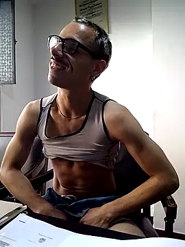 BOYLATISEX online show from 09.13.25