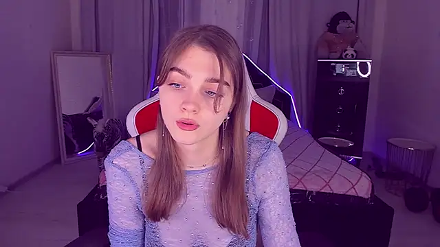 Snapshot of VITA_TESS chatting on 02.27.25 VITA TESS online show from 02.27.25