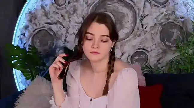 Snapshot of VITA_TESS chatting on 03.17.25 VITA TESS online show from 03.17.25