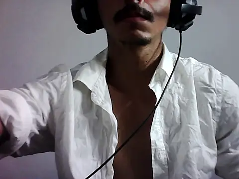 MagrinhoSaradoo online show from 11.02.25