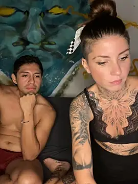 Snapshot of Izy_cute_ chatting on 01.21.25 Izy cute online show from 01.21.25