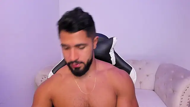 Santiago huntt online show from 02.27.26