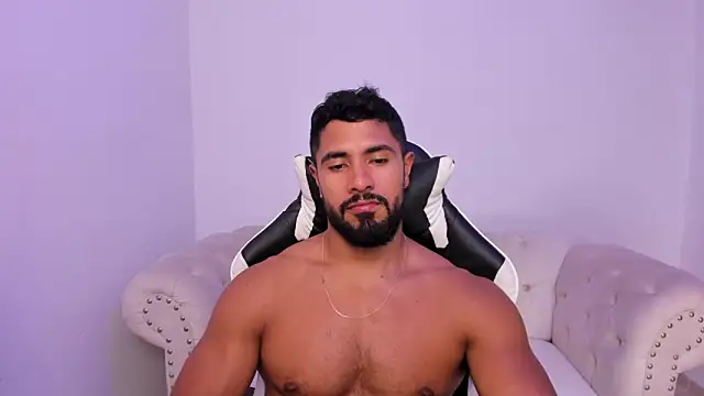 Santiago huntt online show from 03.03.26