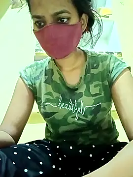 Snapshot of Pooja_cut chatting on 10.20.25 Pooja cut online show from 10.20.25