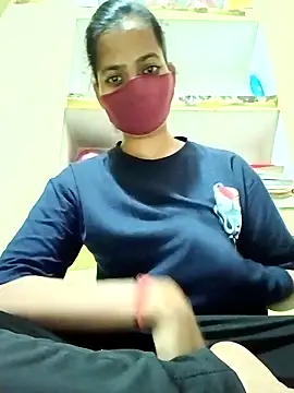 Snapshot of Pooja_cut chatting on 10.30.25 Pooja cut online show from 10.30.25