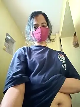 Snapshot of Pooja_cut chatting on 11.13.25 Pooja cut online show from 11.13.25