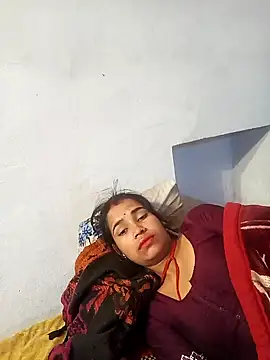 Amaya Bajwa online show from 01.25.25