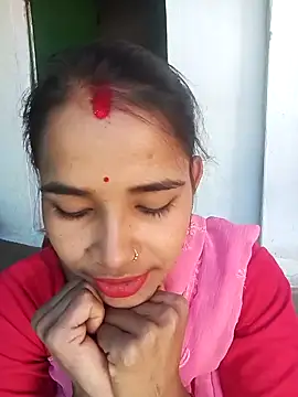 Amaya Bajwa online show from 01.27.25