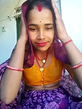 Amaya Bajwa online show from 01.28.25