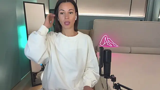 milakuni online show from 01.25.25