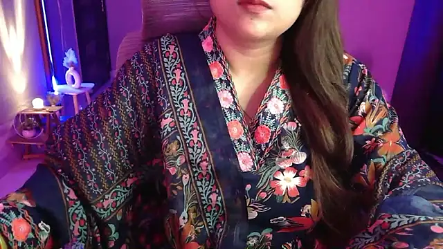 Mitikaa online show from 10.14.25