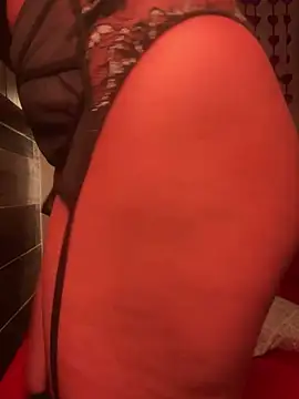 MadameNat online show from 02.22.25