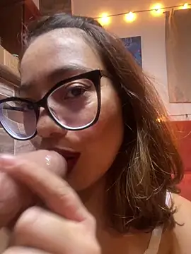 MadameNat online show from 03.14.25
