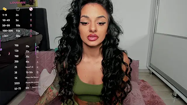 NNNoire online show from 10.09.25