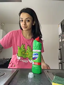 NNNoire online show from 01.12.26