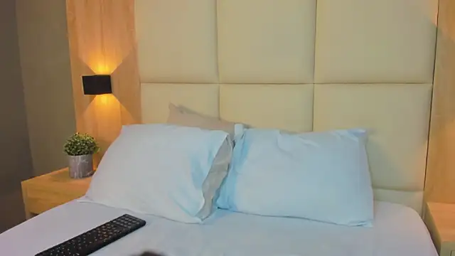 antonella cutie  online show from 12.20.25