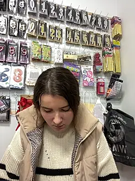 mewKate online show from 04.01.26