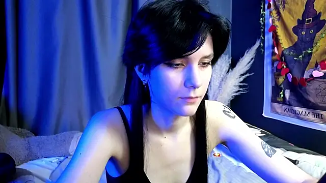 Snapshot of Hyeon_Jin chatting on 02.11.25 Hyeon Jin online show from 02.11.25