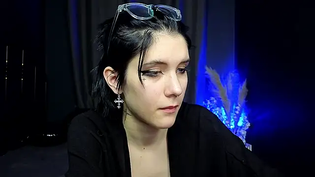 Snapshot of Hyeon_Jin chatting on 03.04.25 Hyeon Jin online show from 03.04.25