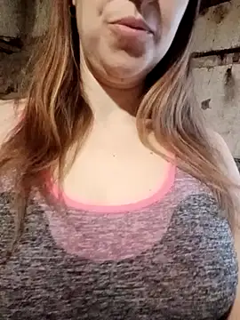 Snapshot of Calibers2932 chatting on 01.17.25 Calibers2932 online show from 01.17.25