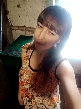 Snapshot of Calibers2932 chatting on 02.04.25 Calibers2932 online show from 02.04.25