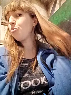 Snapshot of Calibers2932 chatting on 02.15.25 Calibers2932 online show from 02.15.25