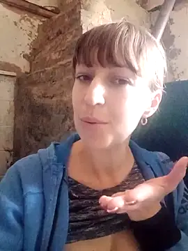 Snapshot of Calibers2932 chatting on 02.16.25 Calibers2932 online show from 02.16.25