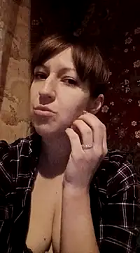 Snapshot of Calibers2932 chatting on 02.28.25 Calibers2932 online show from 02.28.25